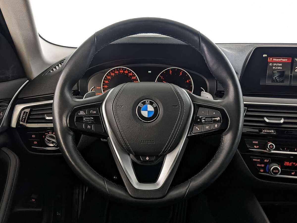 Купить BMW 5 серии 520d, 2020, 21 774 км, фото №18
