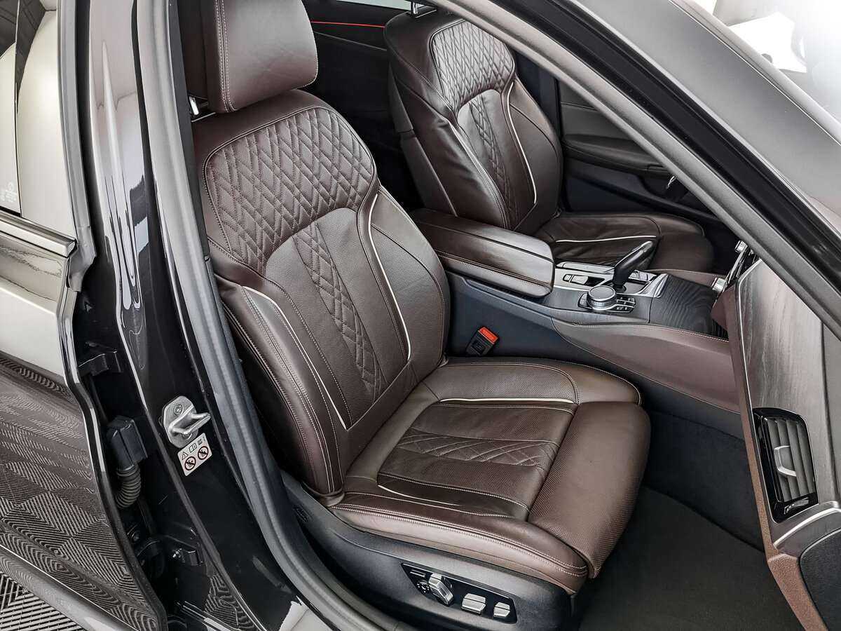 Купить BMW 5 серии 530d xDrive, 2020, 84 306 км, фото №18