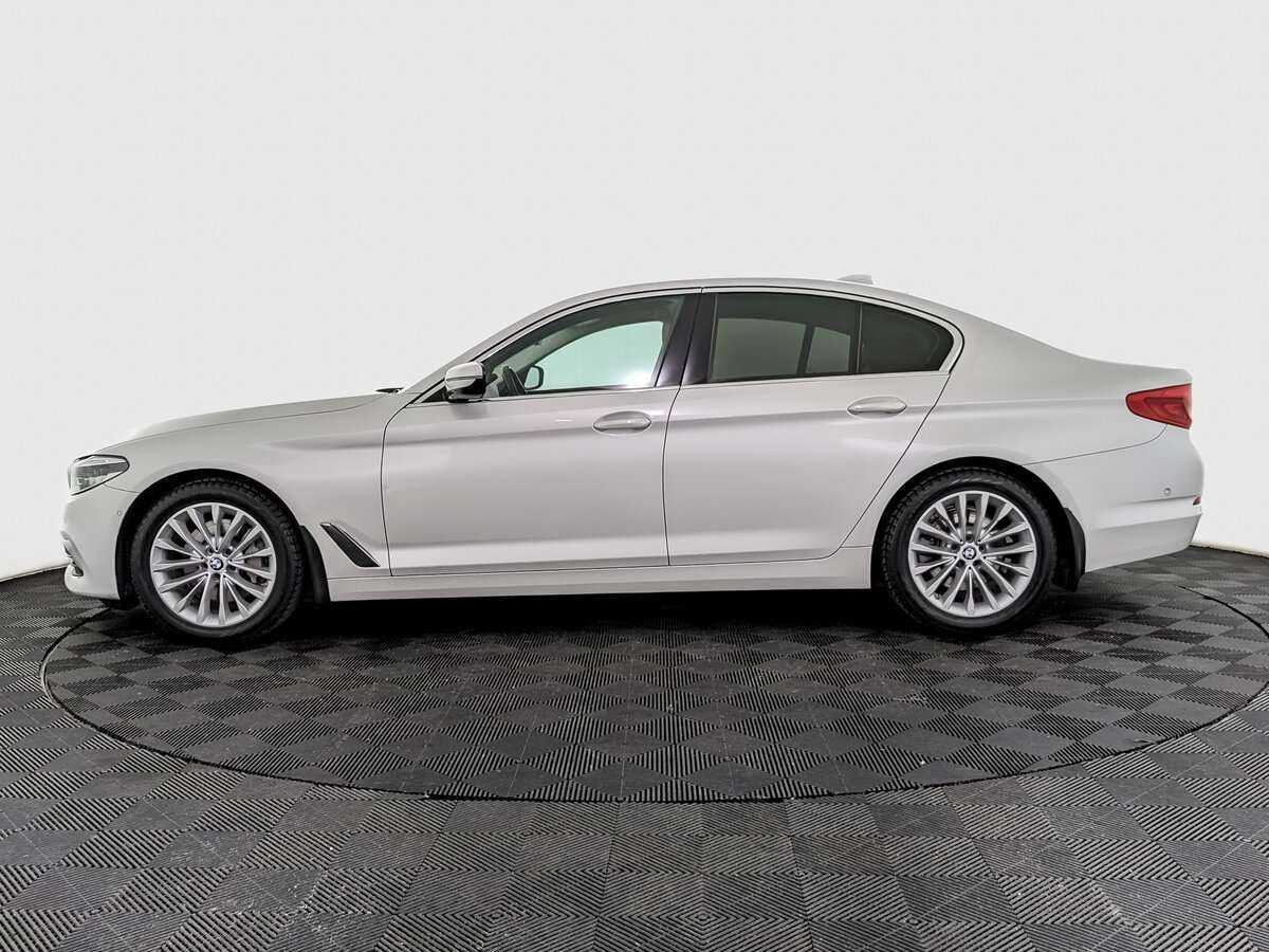 Купить BMW 5 серии 530i xDrive, 2019, 84 800 км, фото №8