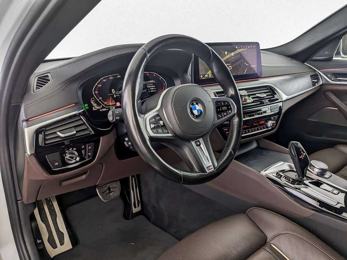Купить BMW 5 серии 530d xDrive, 2020, 66 452 км, фото №12