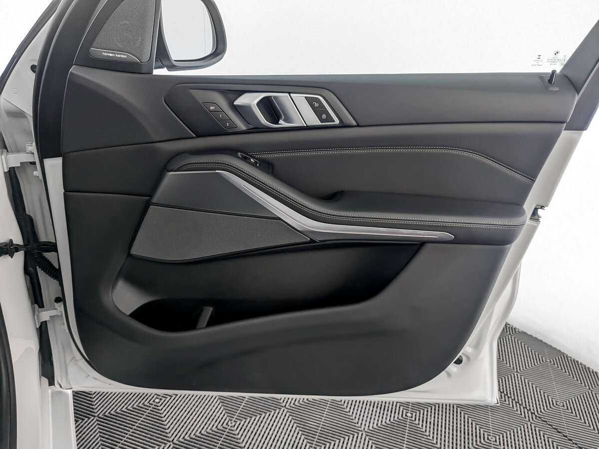 Купить BMW X5 30d, 2020, 67 603 км, фото №21