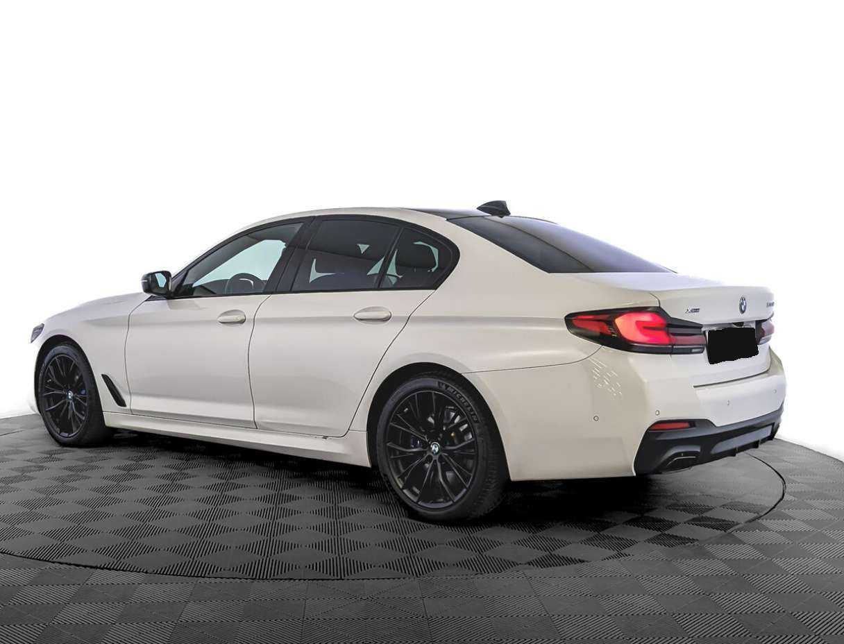 Купить BMW 5 серии 530d xDrive, 2020, 64 100 км, фото №7