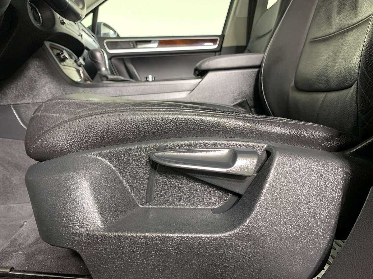 Купить Volkswagen Touareg, 2012, 206 005 км, фото №15
