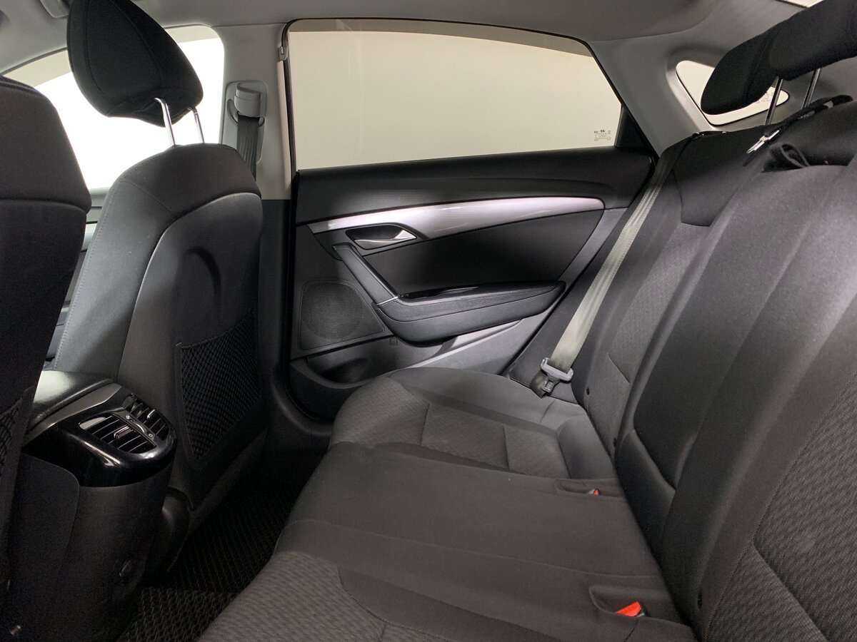 Купить Hyundai i40, 2015, 167 712 км, фото №16