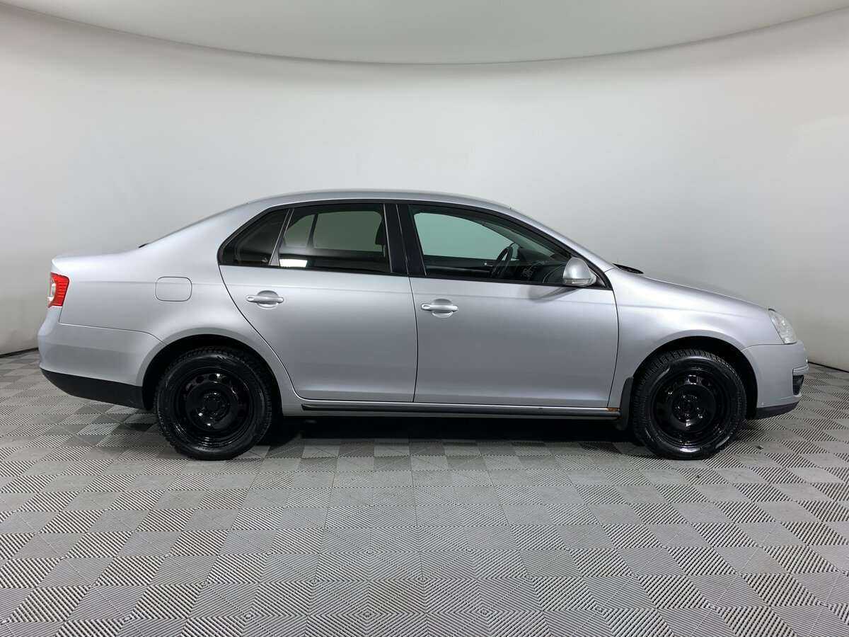 Купить Volkswagen Jetta, 2009, 171 000 км, фото №4