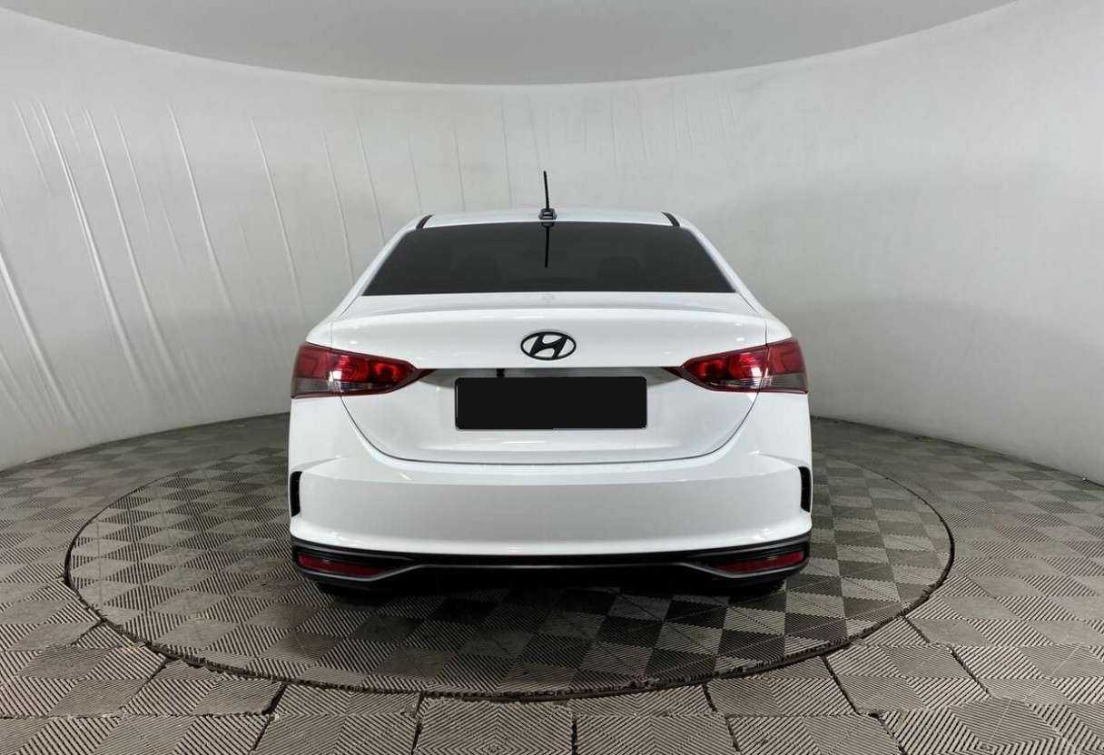 Купить Hyundai Solaris, 2021, 13 369 км, фото №6