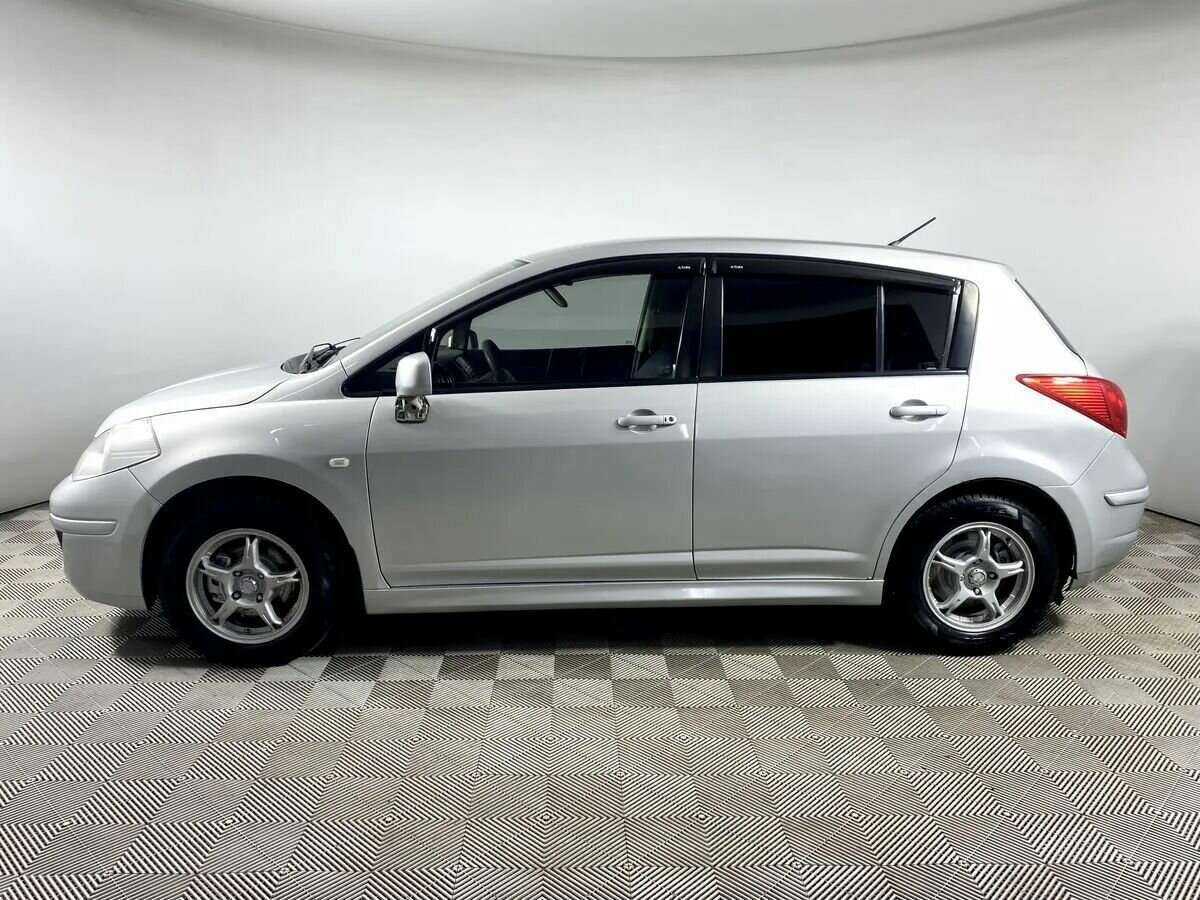 Купить Nissan Tiida, 2011, 353 001 км, фото №9