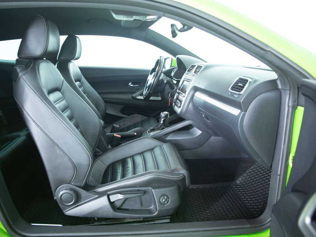 Купить Volkswagen Scirocco, 2011, 120 352 км, фото №10