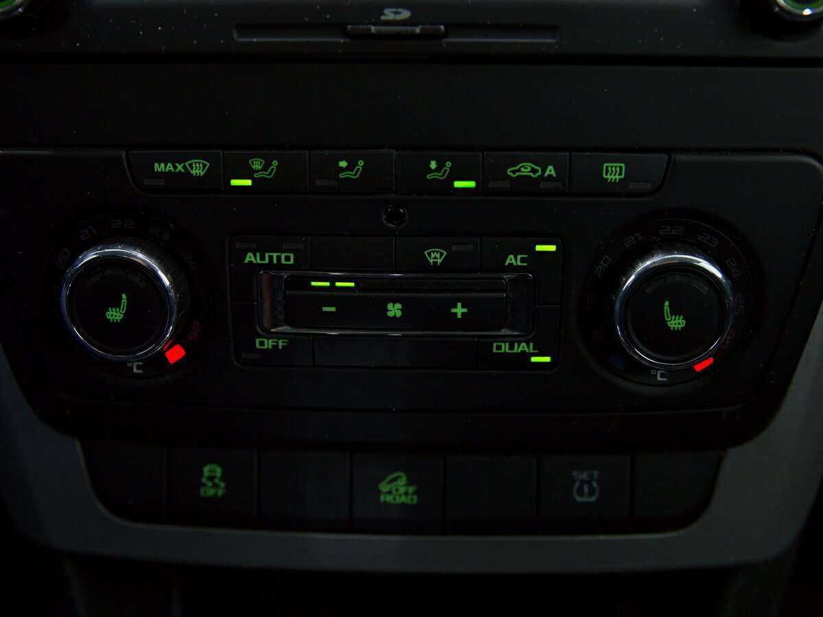 Купить Skoda Yeti, 2010, 238 261 км, фото №10