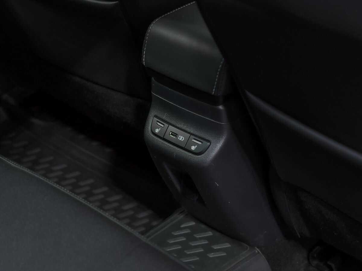 Купить Lada (ВАЗ) Vesta SW, 2021, 82 827 км, фото №16