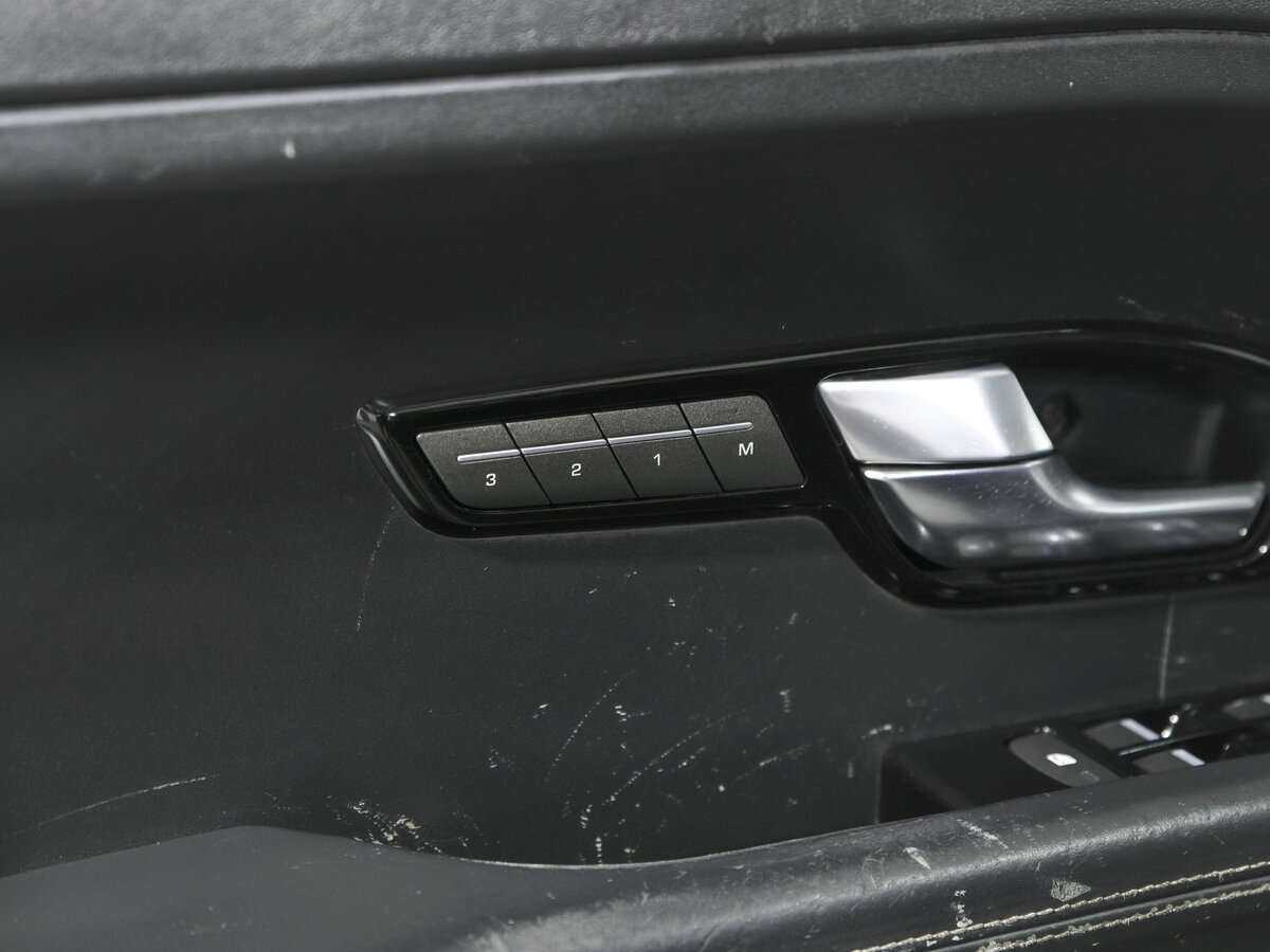 Купить Land Rover Range Rover Evoque 6-speed, 2011, 230 000 км, фото №16