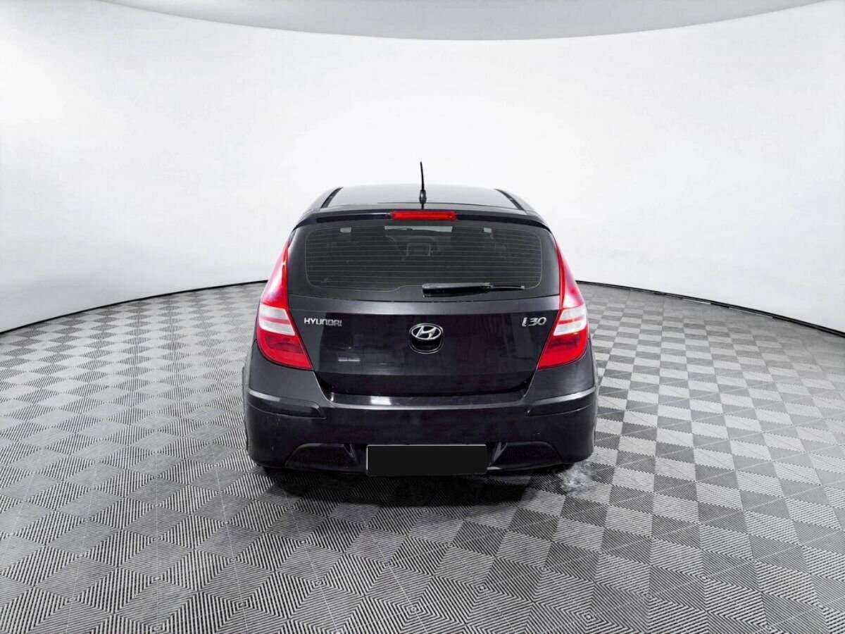 Купить Hyundai i30, 2010, 224 289 км, фото №6