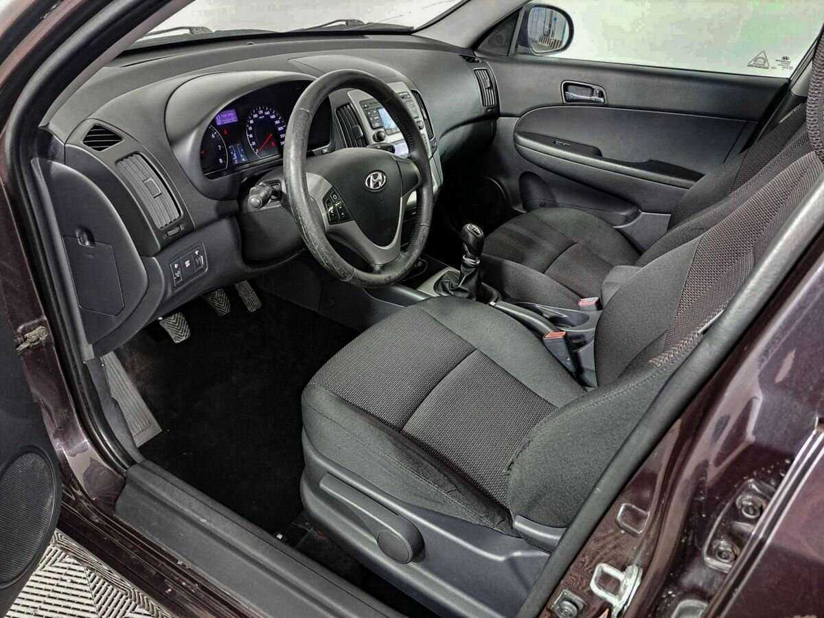 Купить Hyundai i30, 2010, 224 289 км, фото №16