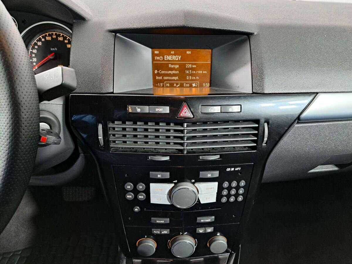 Купить Opel Astra GTC, 2008, 189 670 км, фото №15