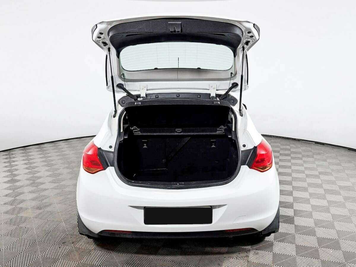 Купить Opel Astra, 2011, 165 120 км, фото №10