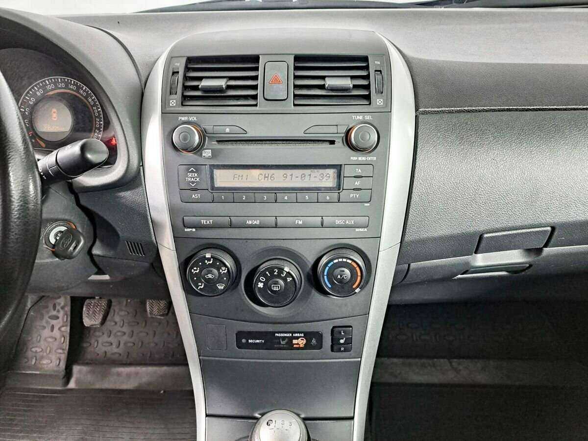 Купить Toyota Corolla, 2010, 235 224 км, фото №14