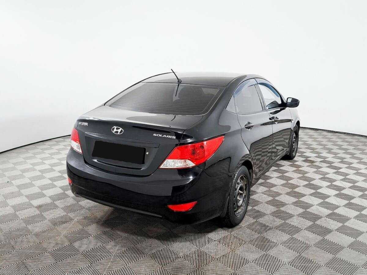 Купить Hyundai Solaris, 2011, 194 110 км, фото №4