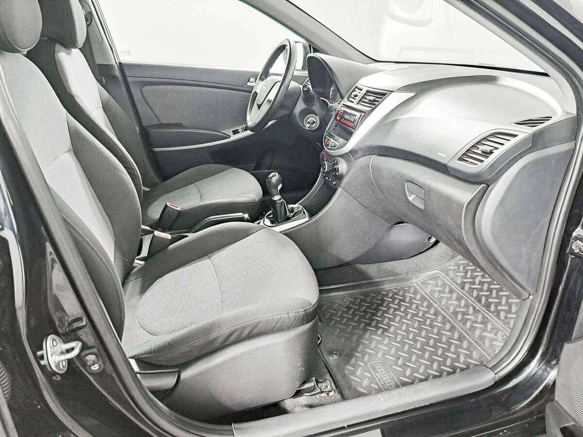 Купить Hyundai Solaris, 2011, 194 110 км, фото №9