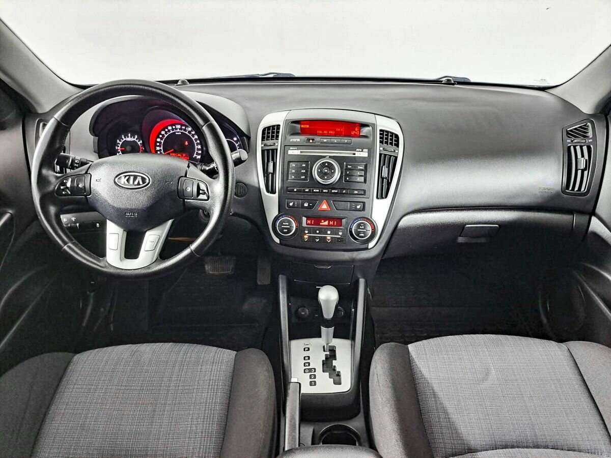 Купить Kia Ceed, 2010, 239 500 км, фото №12