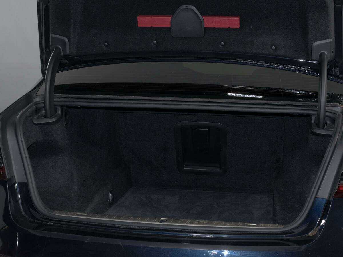 Купить BMW 7 серии 730i, 2020, 97 778 км, фото №8