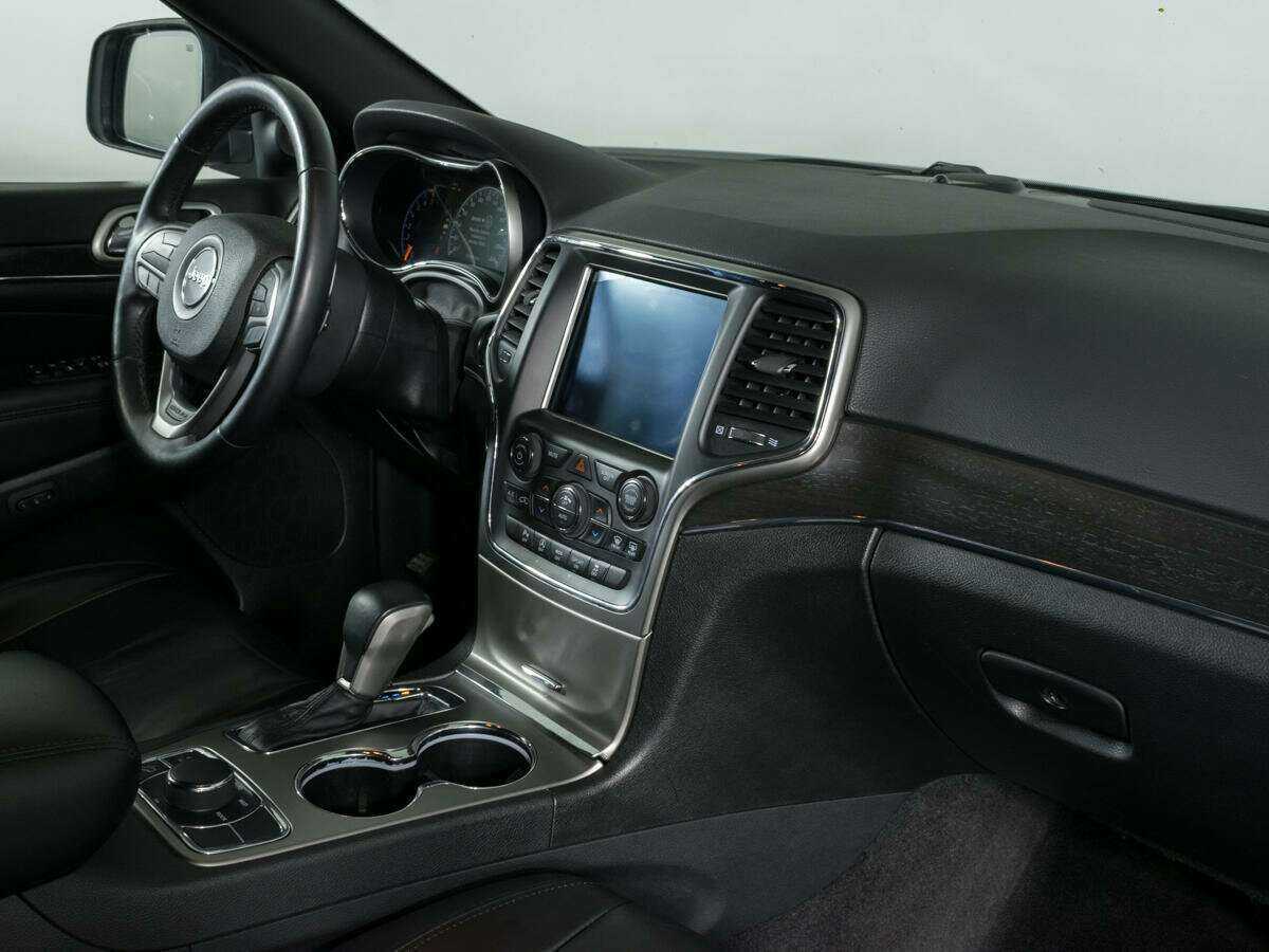 Купить Jeep Grand Cherokee, 2017, 82 150 км, фото №9
