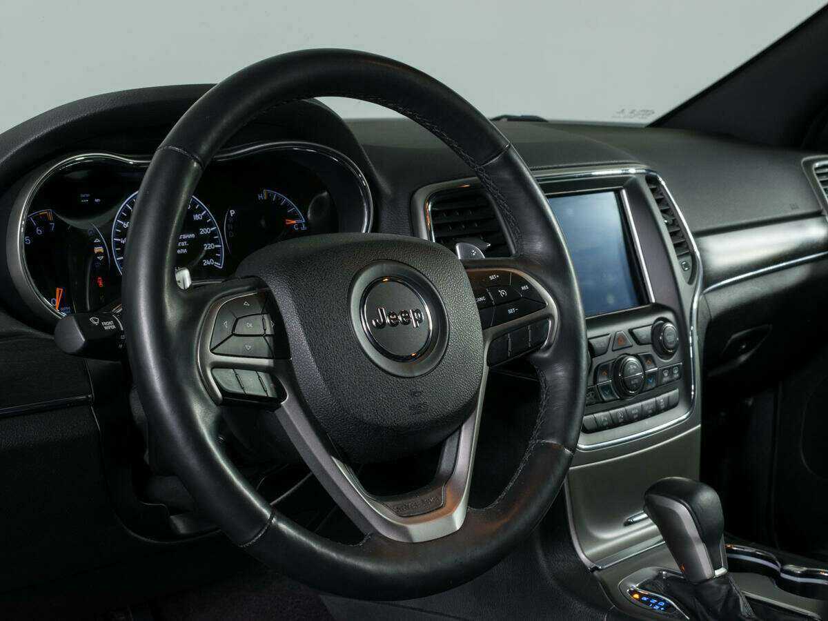 Купить Jeep Grand Cherokee, 2017, 82 150 км, фото №15