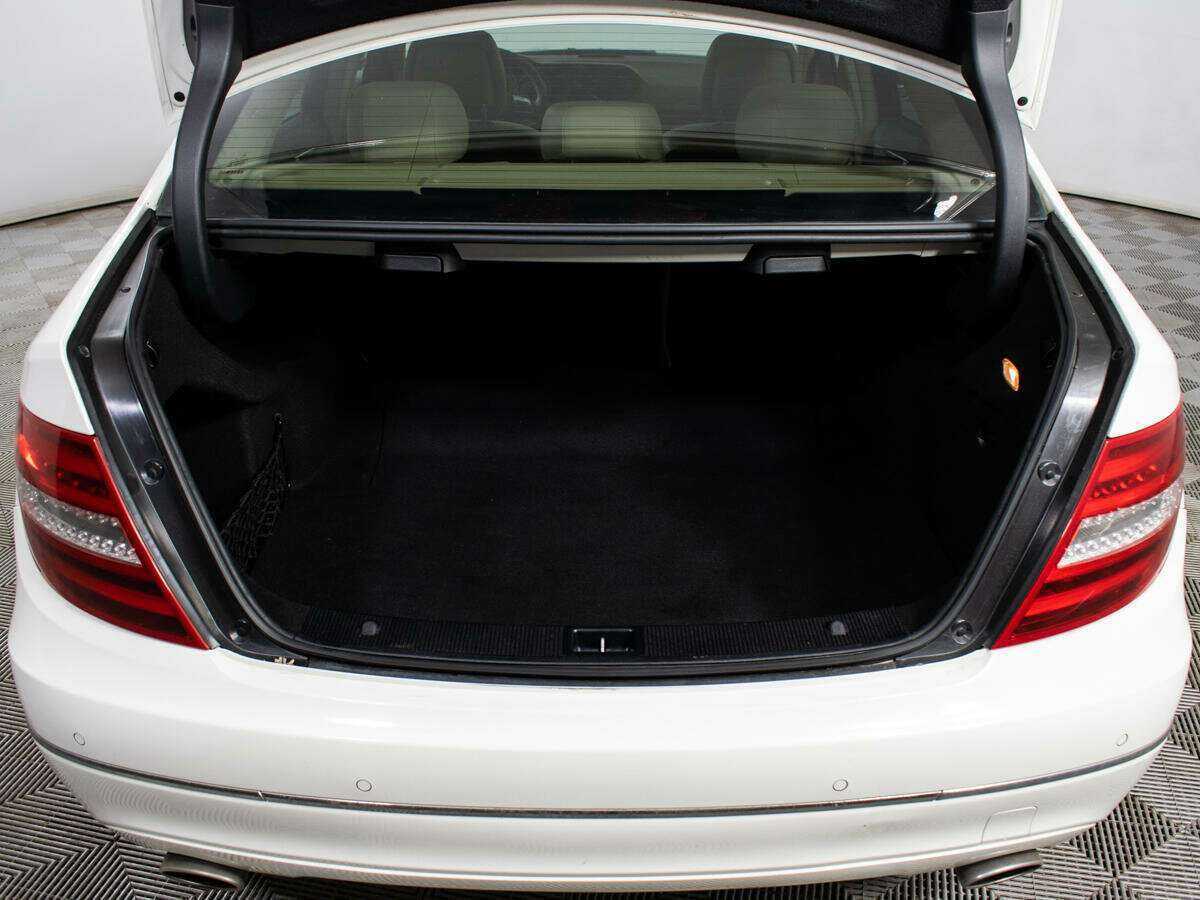 Купить Mercedes-Benz C-Класс 300, 2011, 198 377 км, фото №13