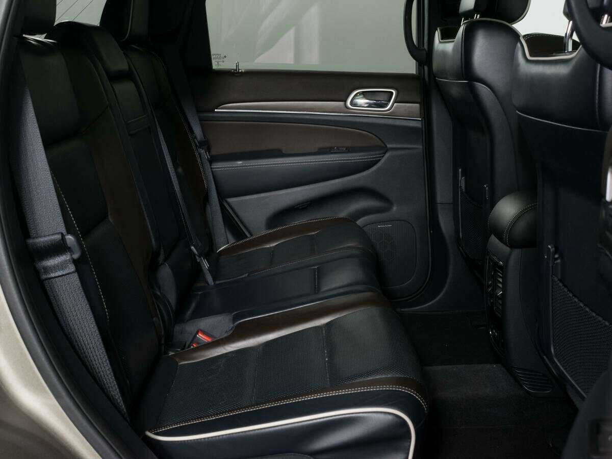 Купить Jeep Grand Cherokee, 2016, 137 473 км, фото №12