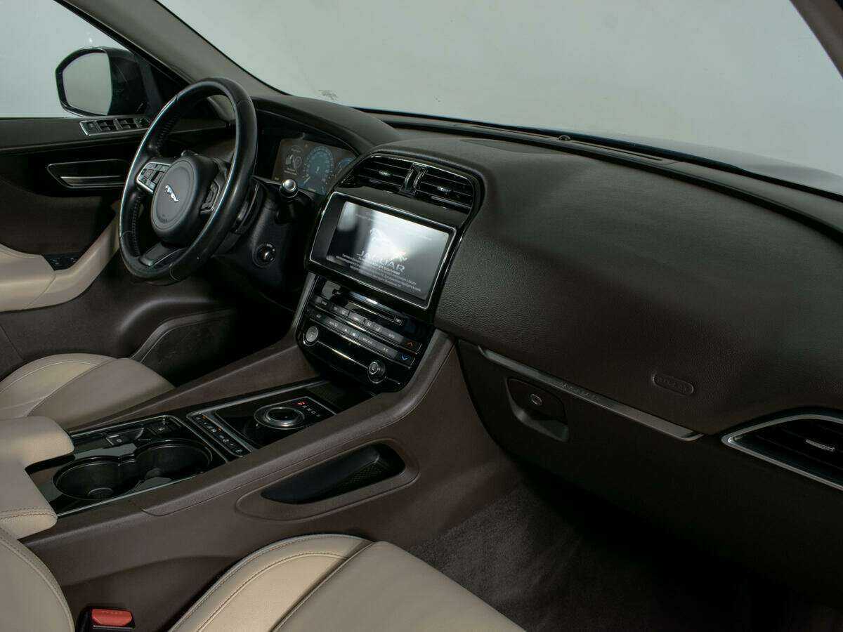 Купить Jaguar F-Pace, 2016, 143 002 км, фото №10
