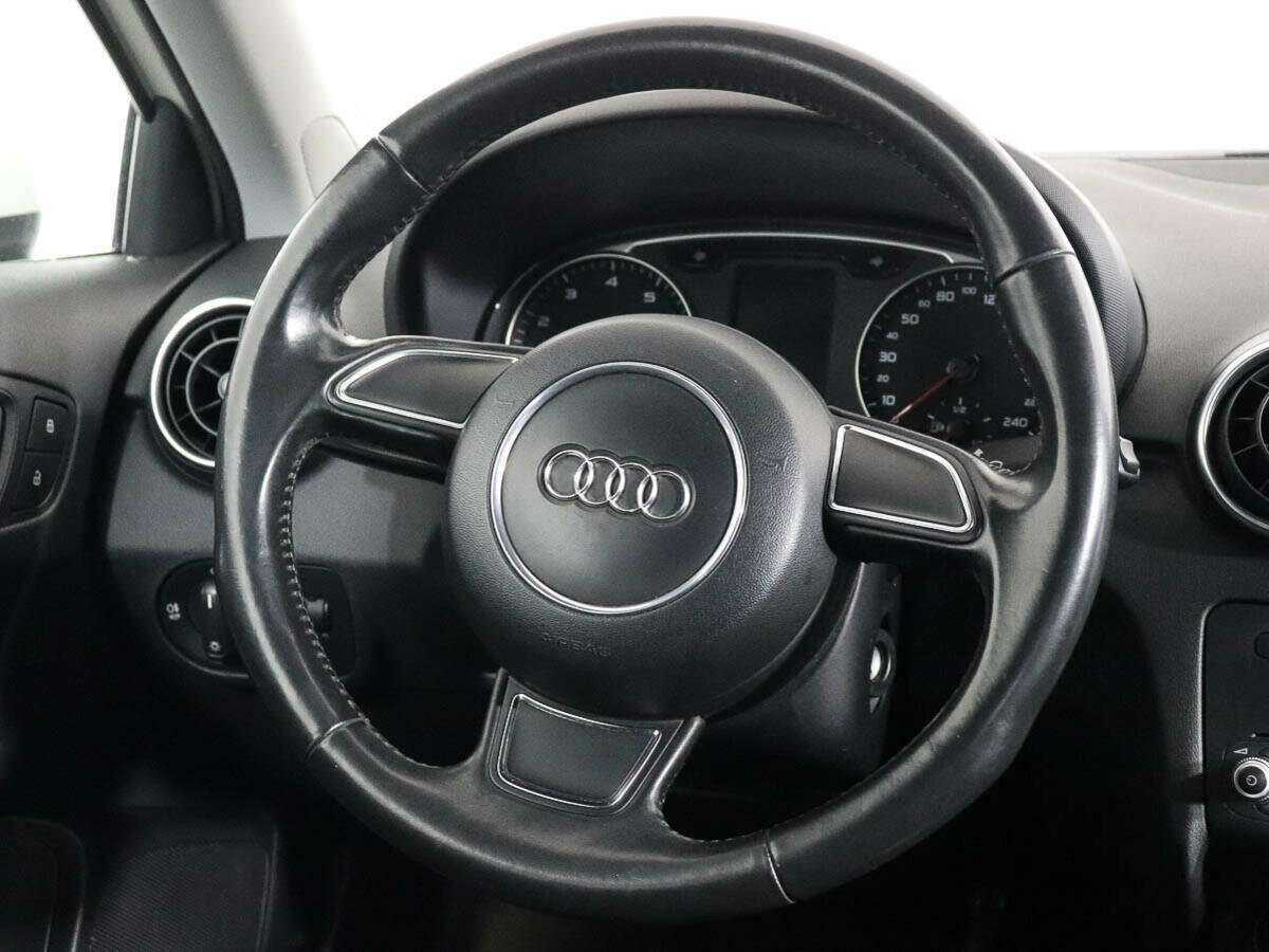 Купить Audi A1, 2011, 118 000 км, фото №13