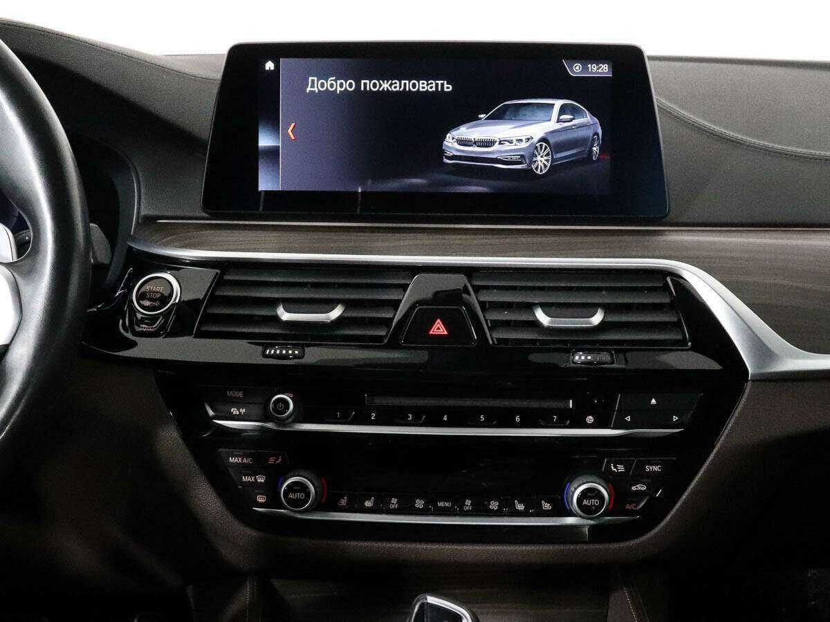 Купить BMW 5 серии 530d xDrive, 2018, 134 500 км, фото №10