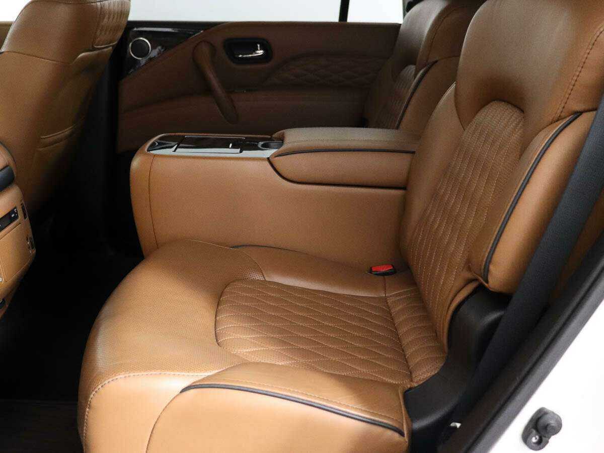 Купить Infiniti QX80, 2019, 48 123 км, фото №8
