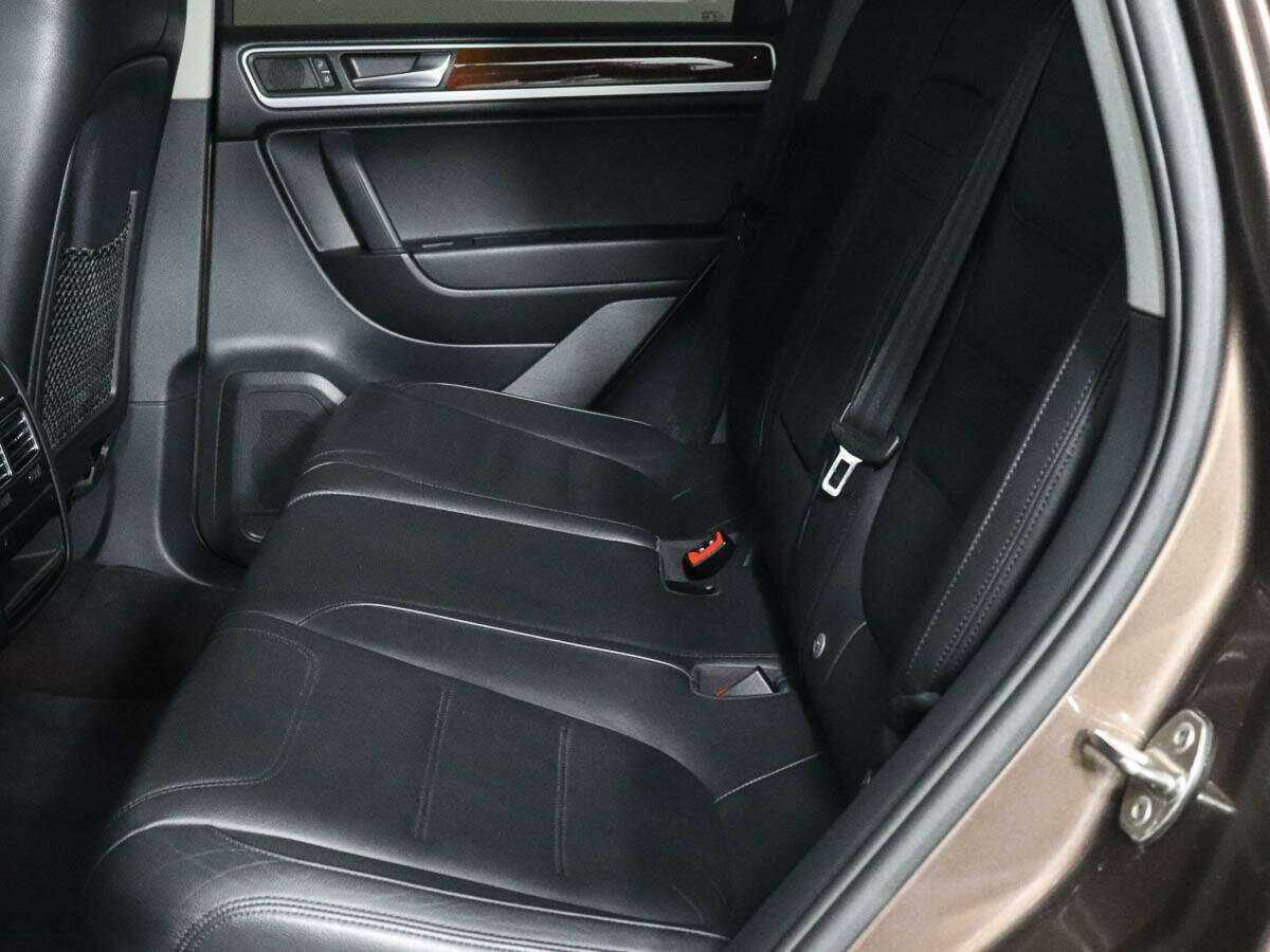 Купить Volkswagen Touareg, 2010, 152 000 км, фото №7