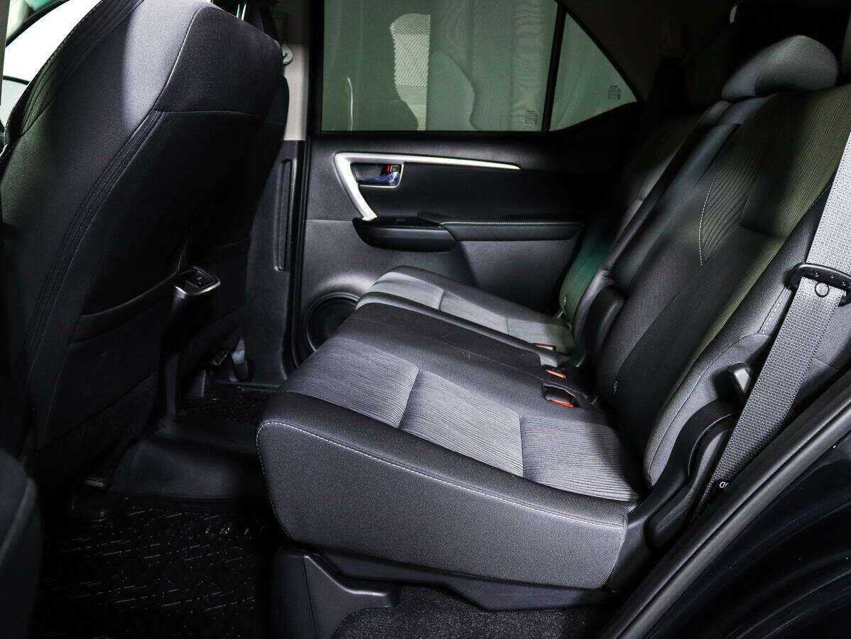 Купить Toyota Fortuner, 2021, 35 642 км, фото №8