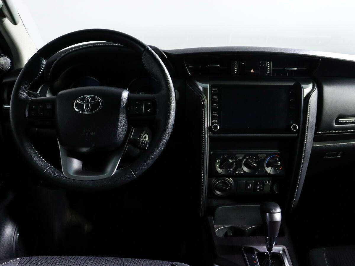 Купить Toyota Fortuner, 2021, 35 642 км, фото №10