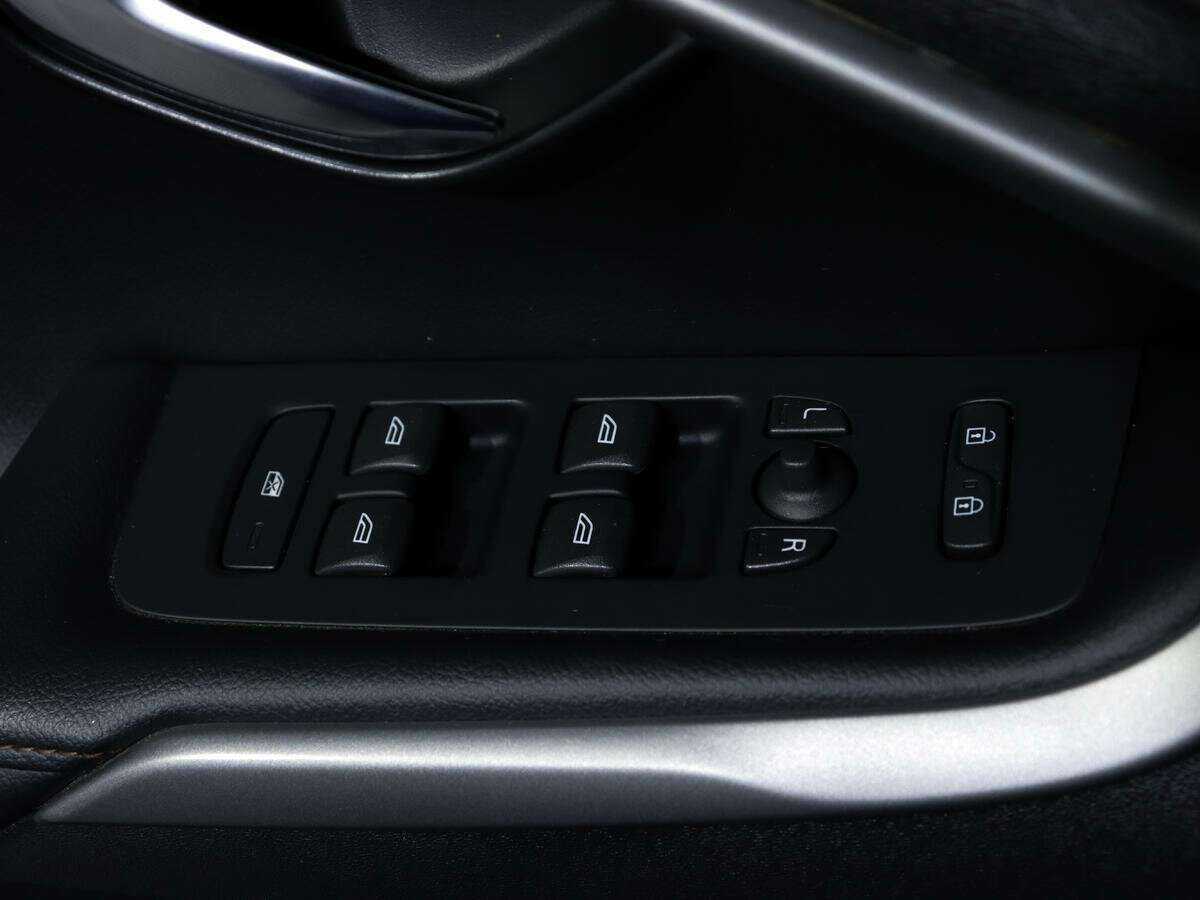 Купить Volvo V40 Cross Country, 2014, 125 400 км, фото №15