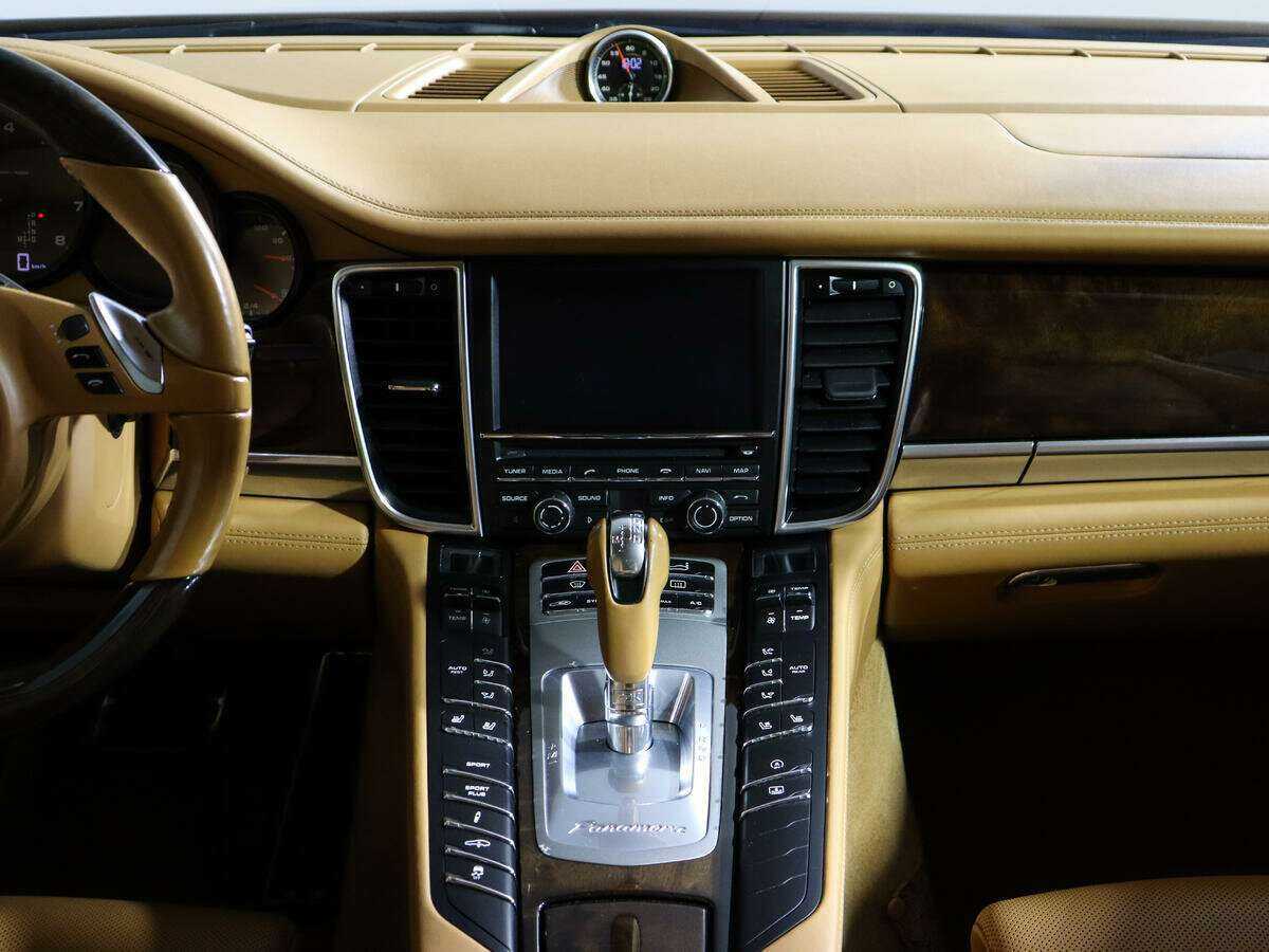 Купить Porsche Panamera 4, 2015, 158 250 км, фото №11