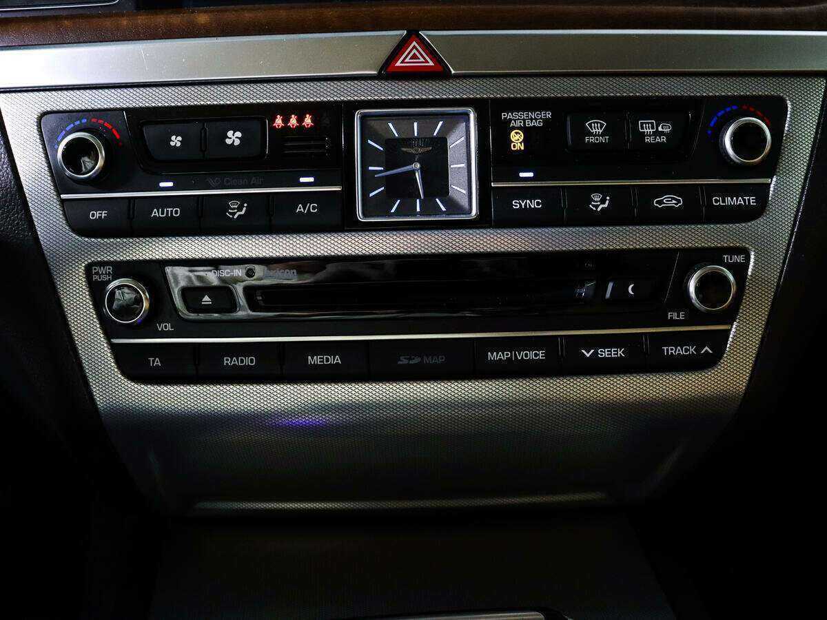 Купить Genesis G80, 2017, 210 123 км, фото №16