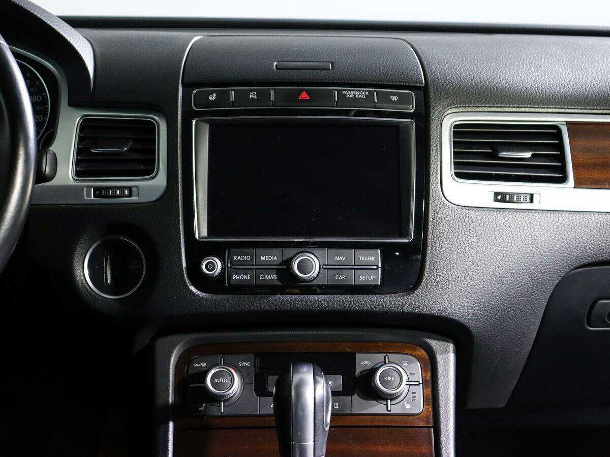 Купить Volkswagen Touareg, 2016, 117 163 км, фото №13