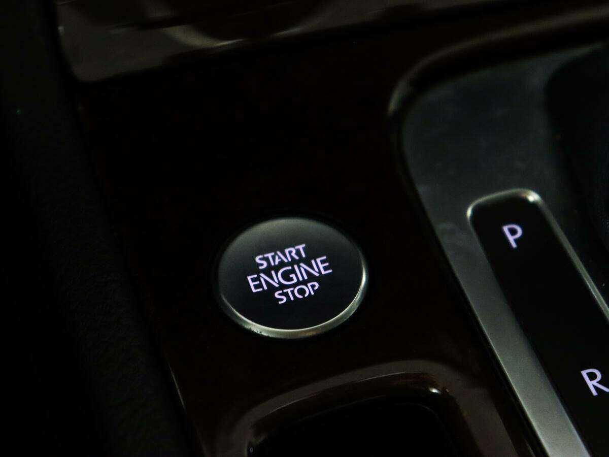 Купить Volkswagen Touareg, 2016, 117 163 км, фото №18