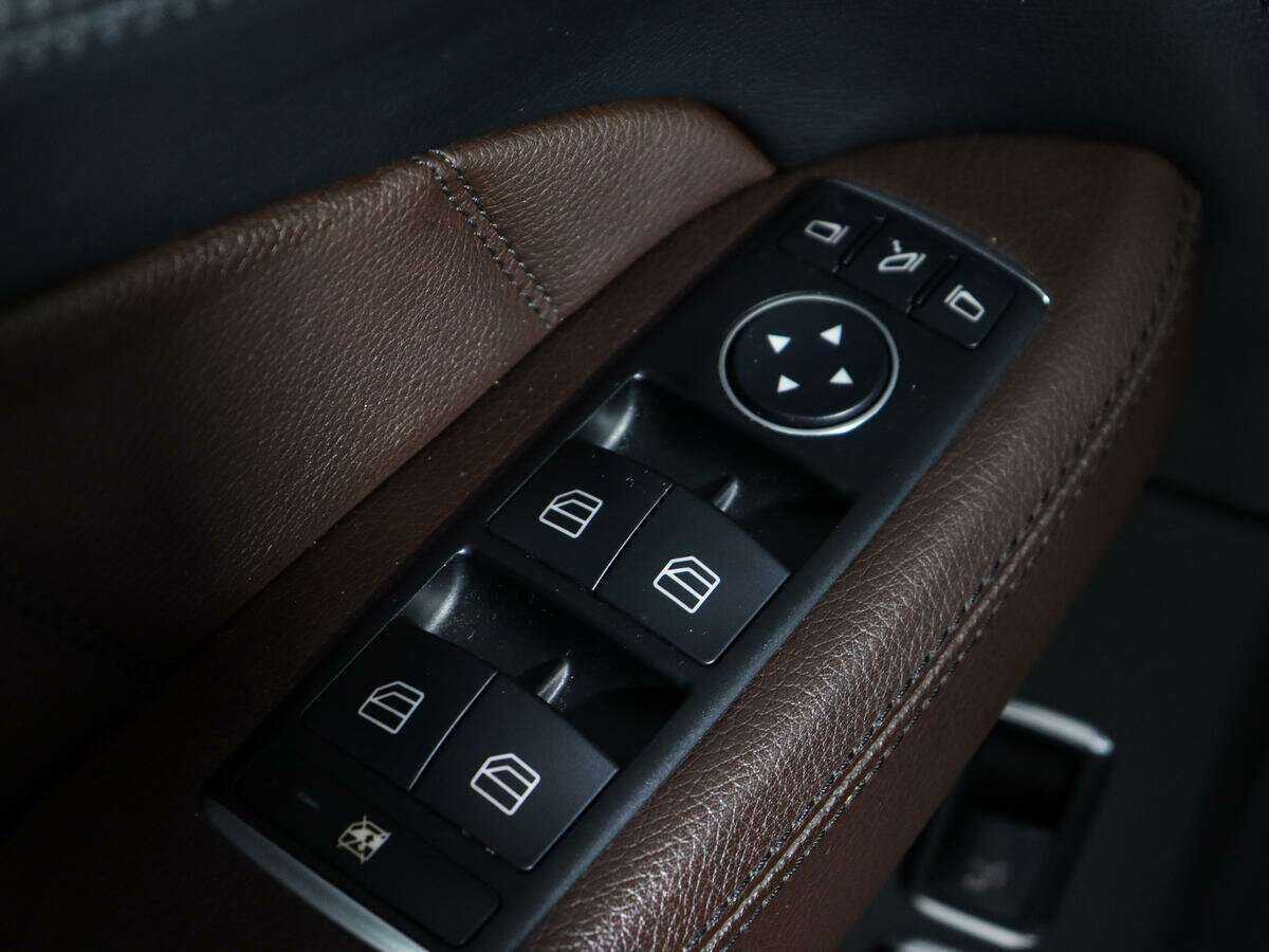 Купить Mercedes-Benz GL-Класс 350 CDI BlueTEC, 2015, 169 863 км, фото №21