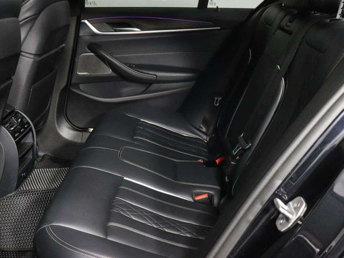 Купить BMW 5 серии 530d xDrive, 2018, 124 247 км, фото №8
