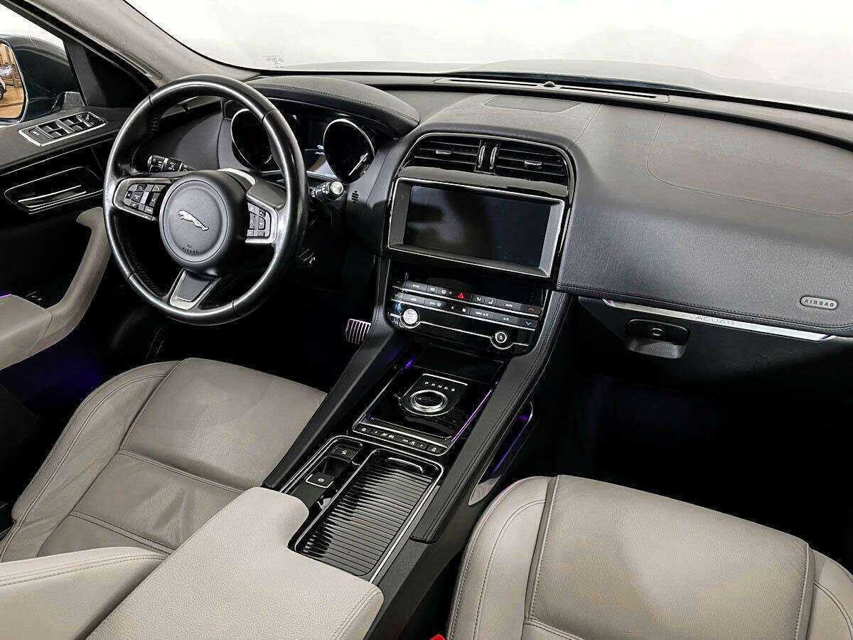 Купить Jaguar F-Pace, 2019, 88 930 км, фото №6