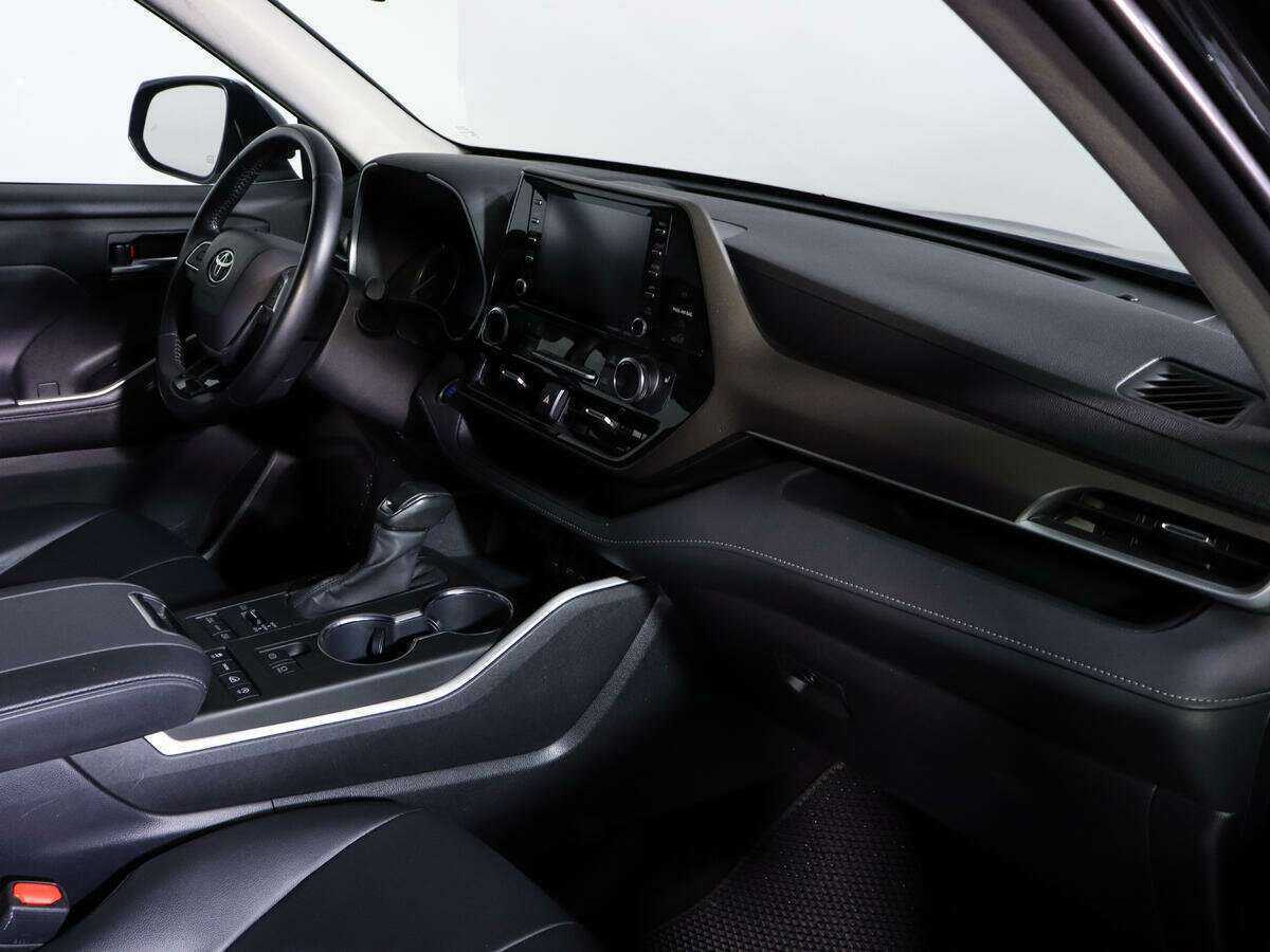 Купить Toyota Highlander, 2020, 71 634 км, фото №9
