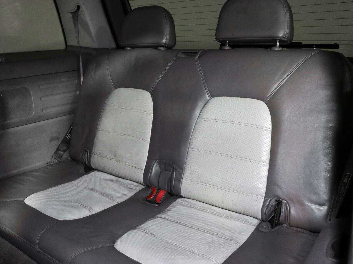 Купить Ford Explorer, 2002, 330 951 км, фото №18