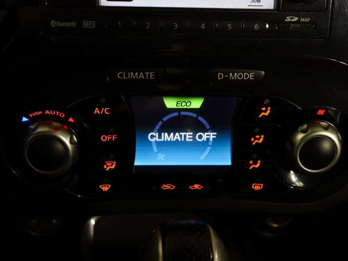 Купить Nissan Juke, 2011, 111 966 км, фото №20