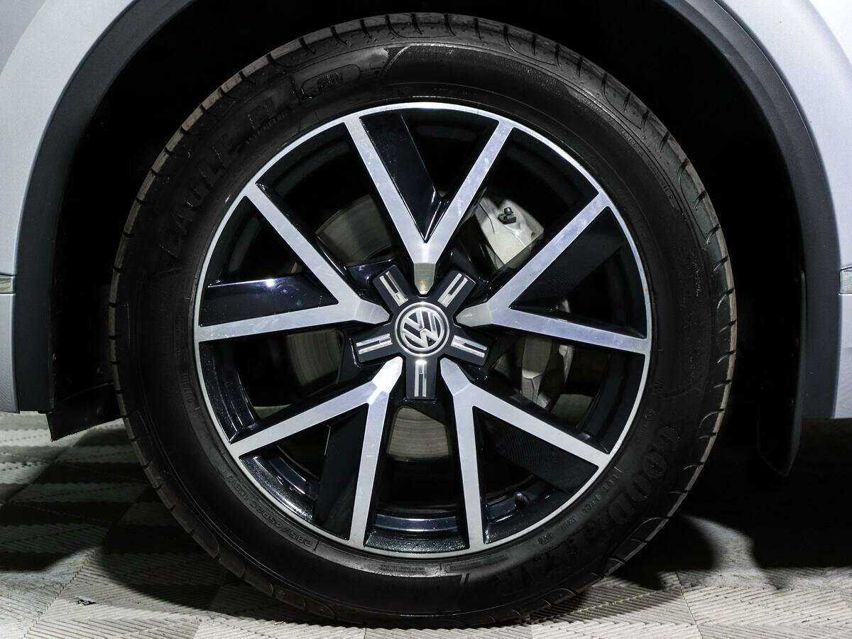 Купить Volkswagen Touareg, 2018, 38 398 км, фото №14