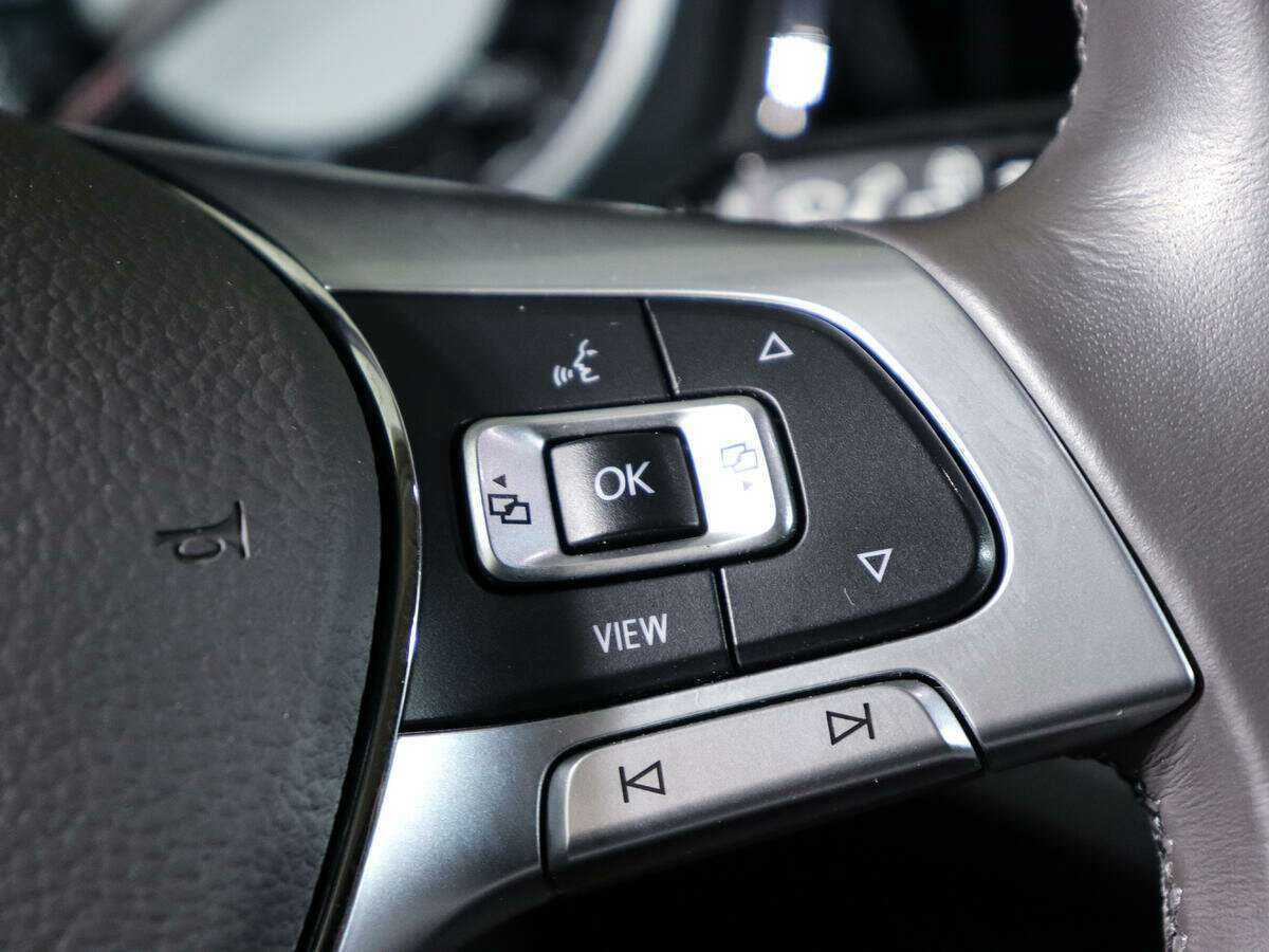 Купить Volkswagen Touareg, 2018, 38 398 км, фото №24