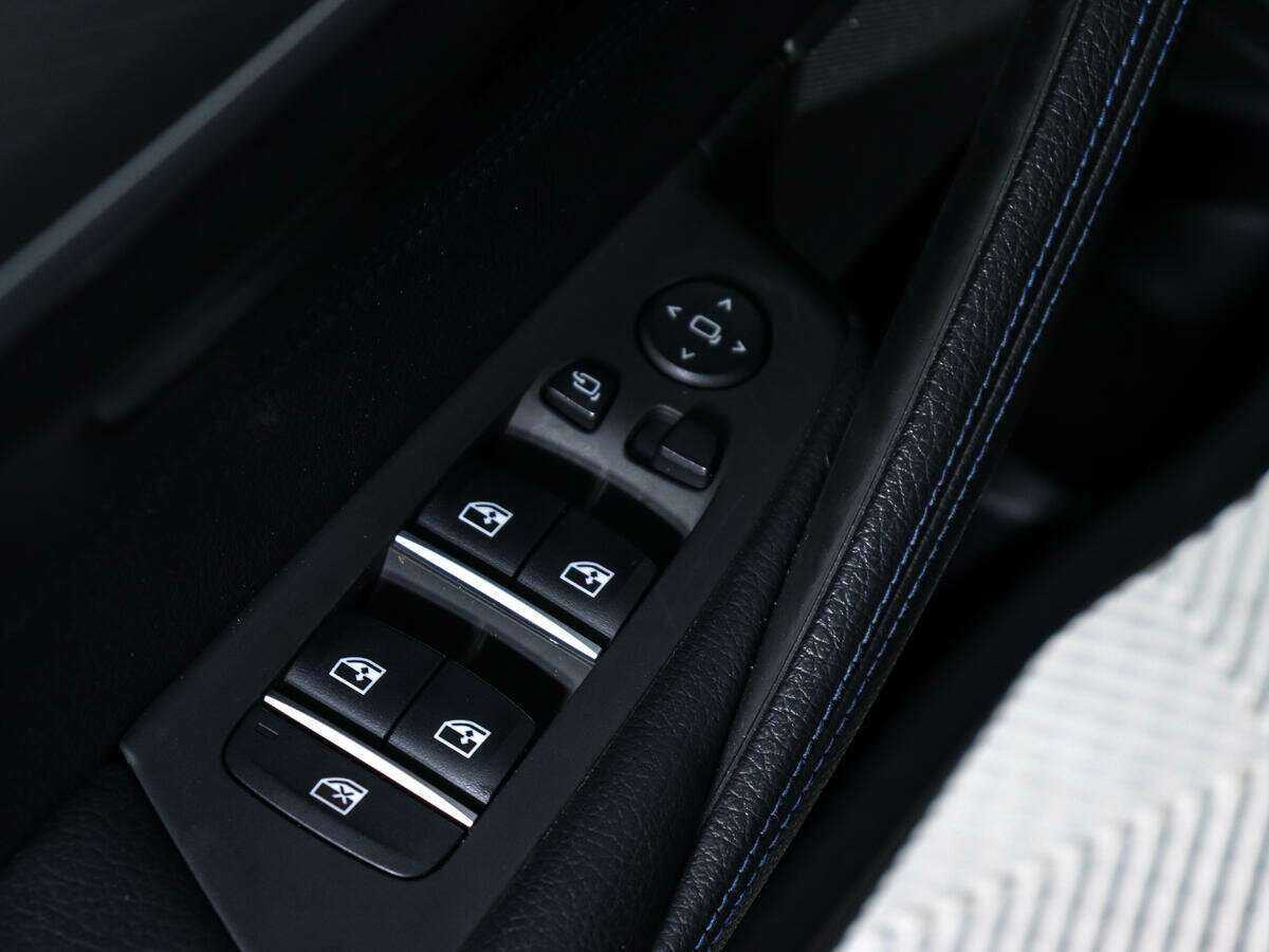 Купить BMW 5 серии 530i xDrive, 2020, 122 187 км, фото №16