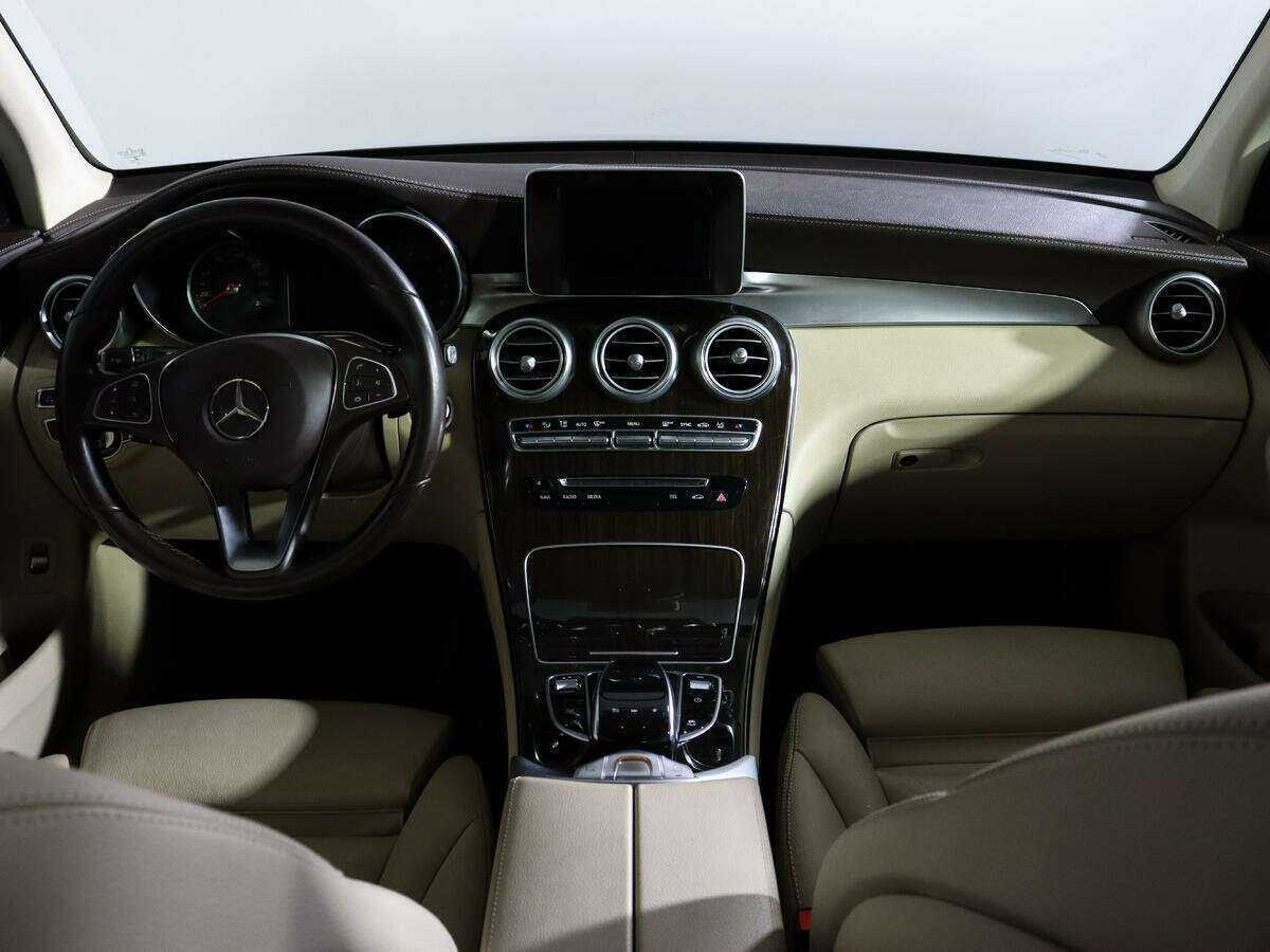 Купить Mercedes-Benz GLC 300, 2016, 139 936 км, фото №10
